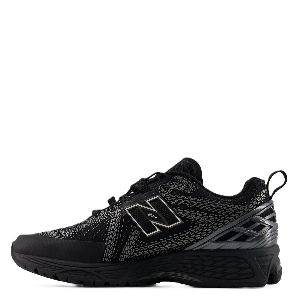 New Balance 1906F in Black with NB 103 White and Alkaline Green - Getoutside Shoes