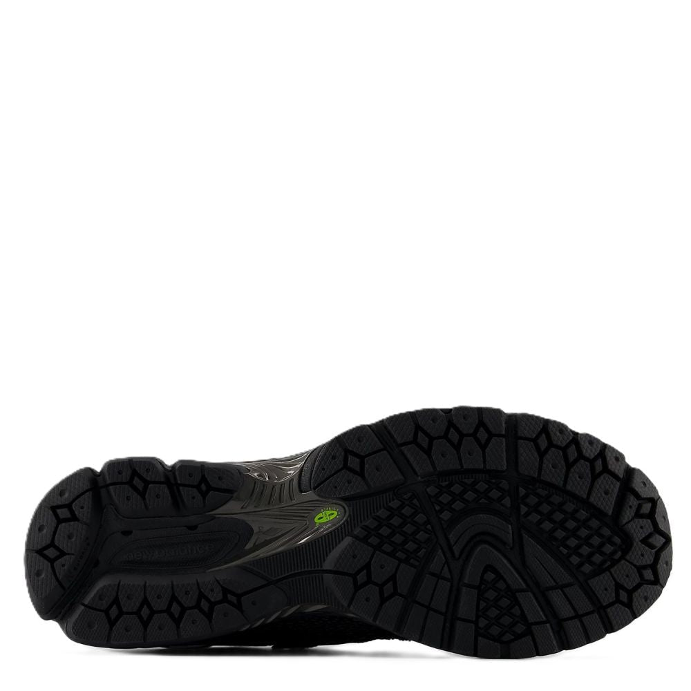 New Balance 1906F in Black with NB 103 White and Alkaline Green - Getoutside Shoes