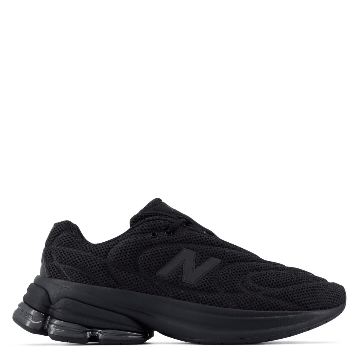 New Balance Men's 5030 in Black - Getoutside Shoes
