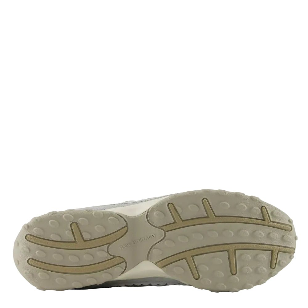 New Balance 204L Women in Lone Star Grey with Sea Salt - Getoutside Shoes