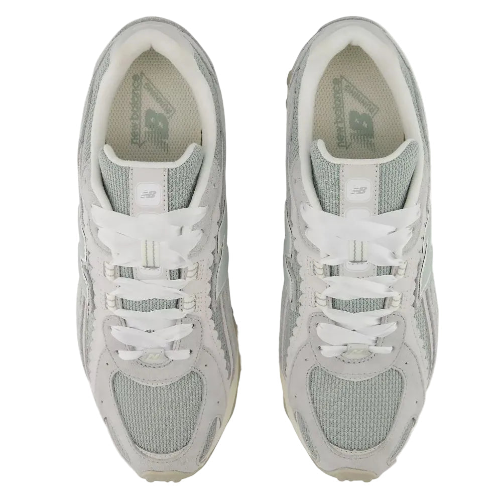 New Balance 204L Women in Lone Star Grey with Sea Salt - Getoutside Shoes