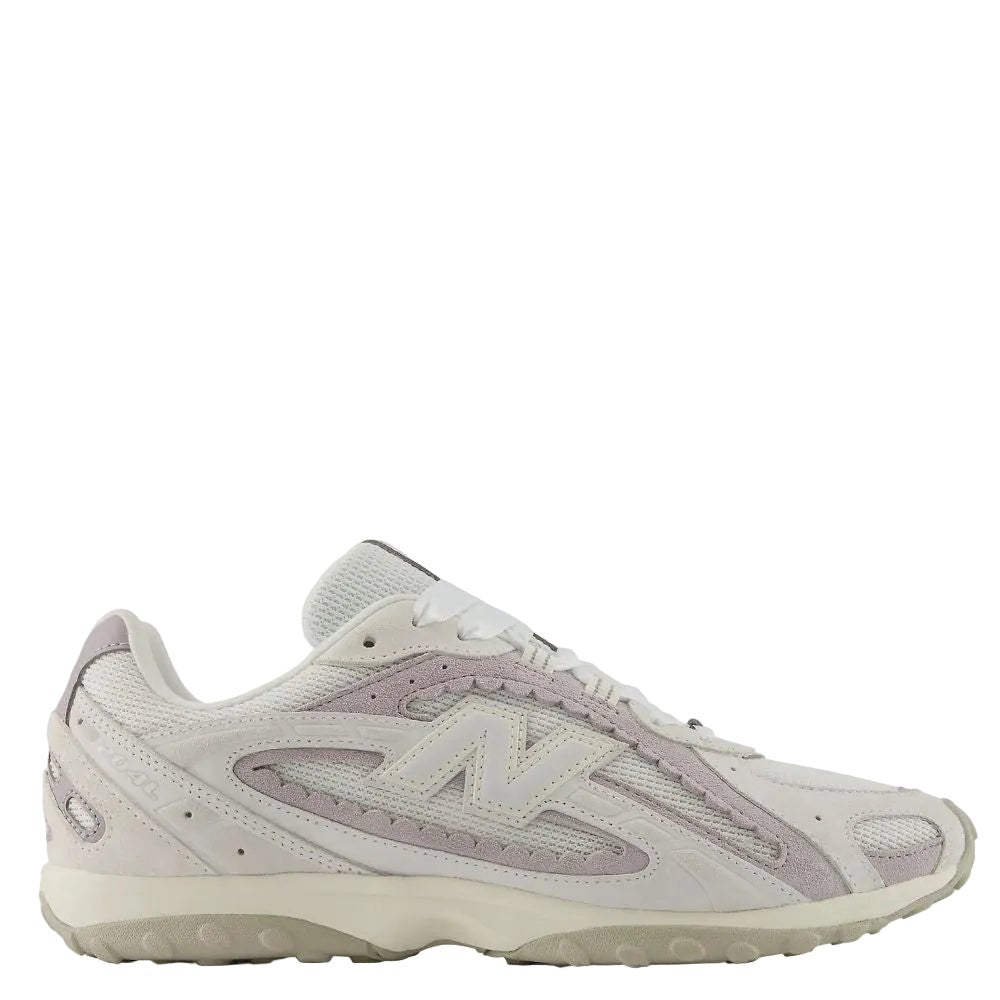 New Balance Women's 204L in Reflection with Truffle Salt - Getoutside Shoes