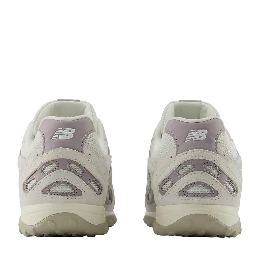 New Balance Women's 204L in Reflection with Truffle Salt - Getoutside Shoes