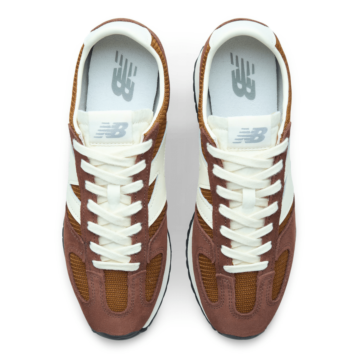 New Balance Women's 471 in Rich Oak with Breakfast Tea - Getoutside Shoes