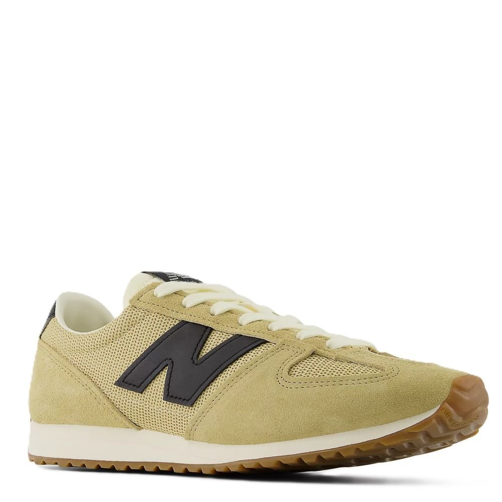 New Balance Women's 471 in Toasted Sesame with Quicksand - Getoutside Shoes
