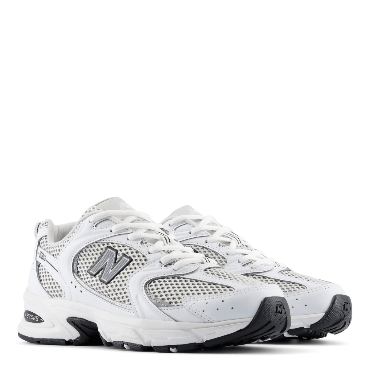 New Balance 530 Women in White with Silver - Getoutside Shoes