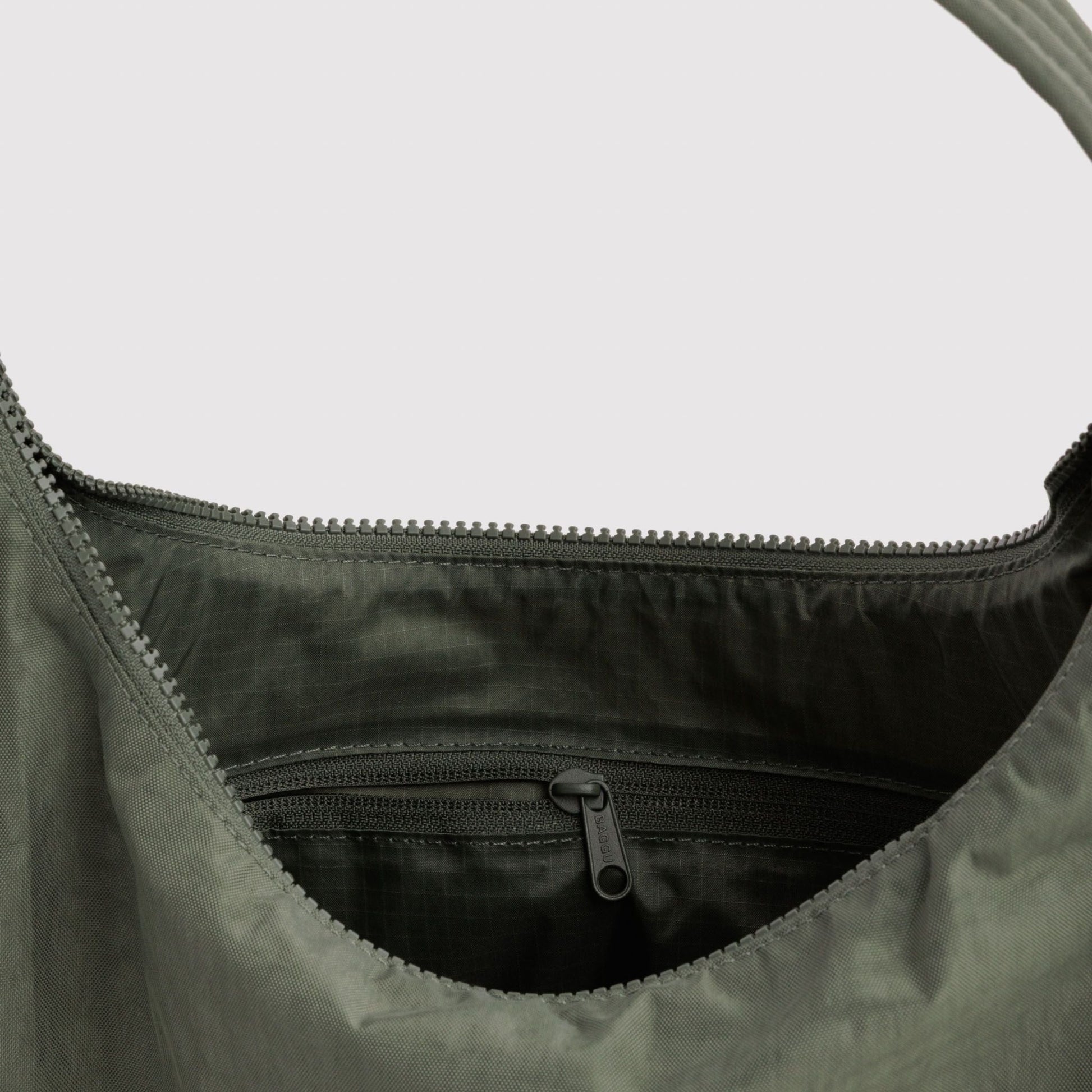 Baggu Nylon Shoulder Bag
