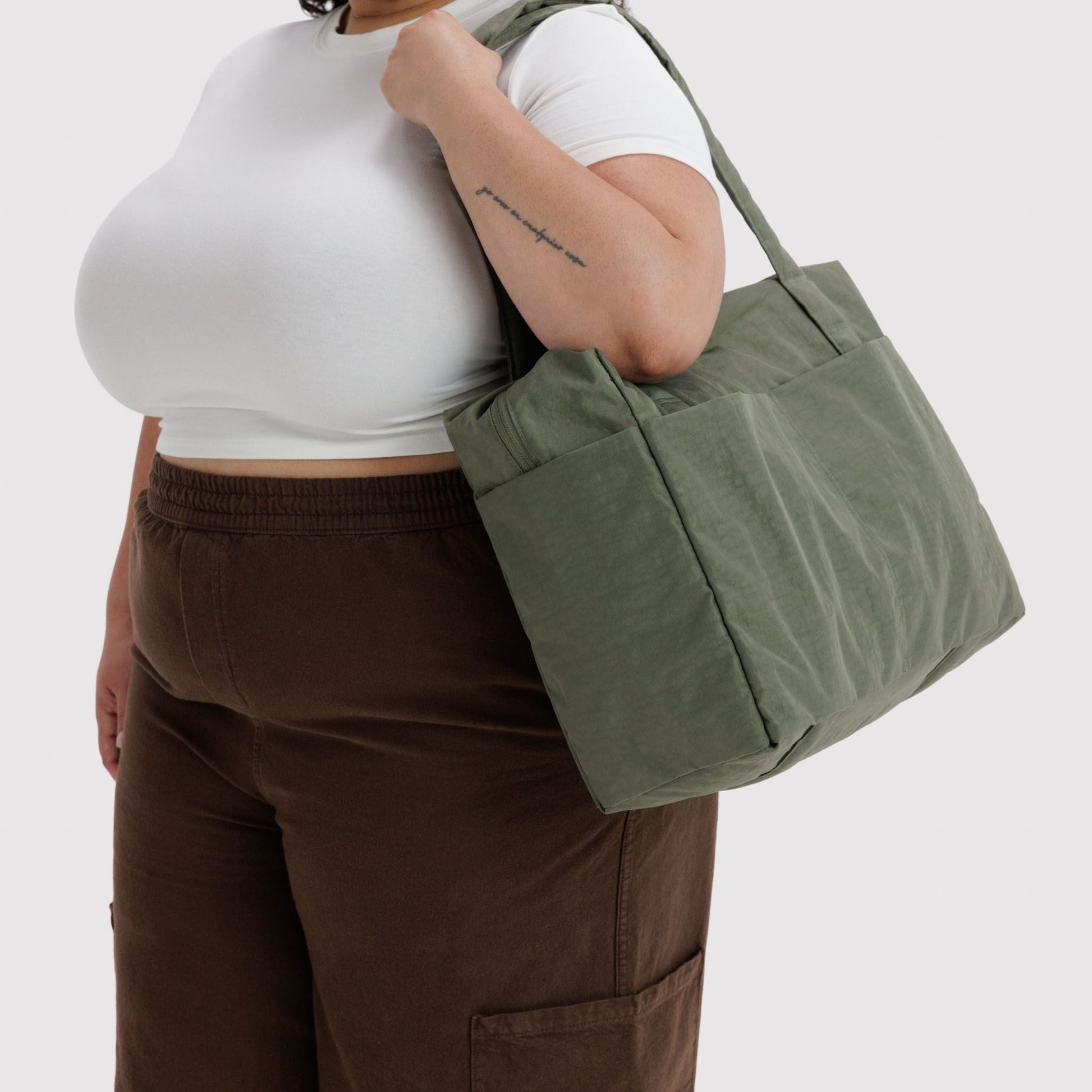 Baggu Small Cloud Carry-On