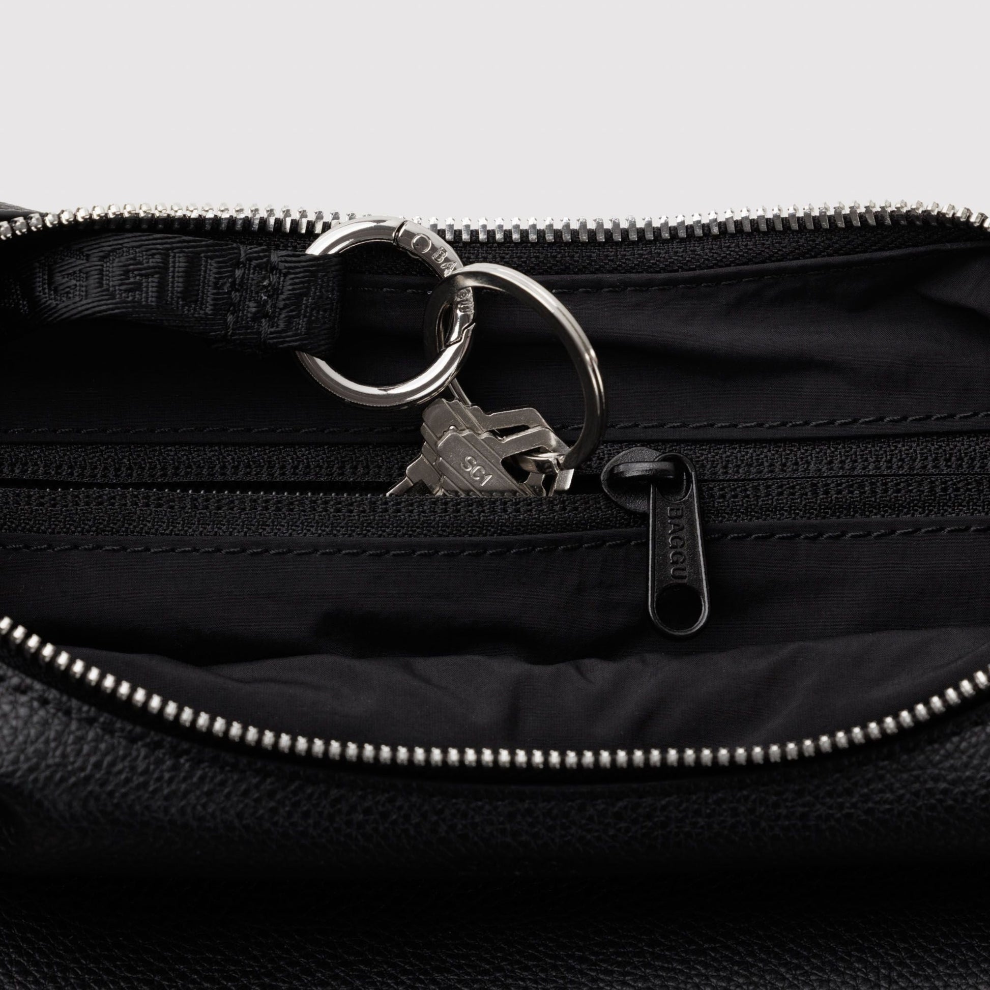 Baggu Small Recycled Leather Flat Crescent