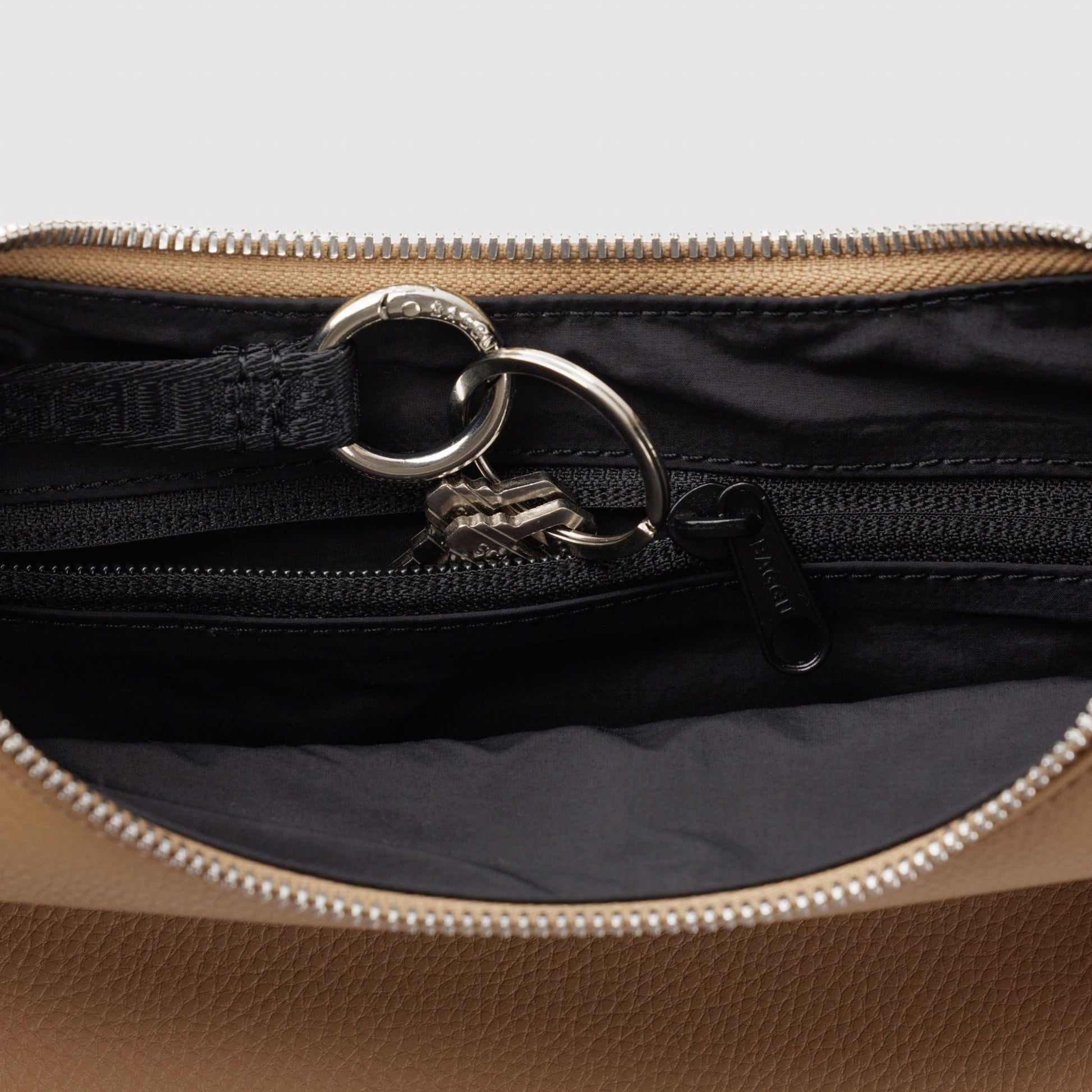 Baggu Small Recycled Leather Flat Crescent