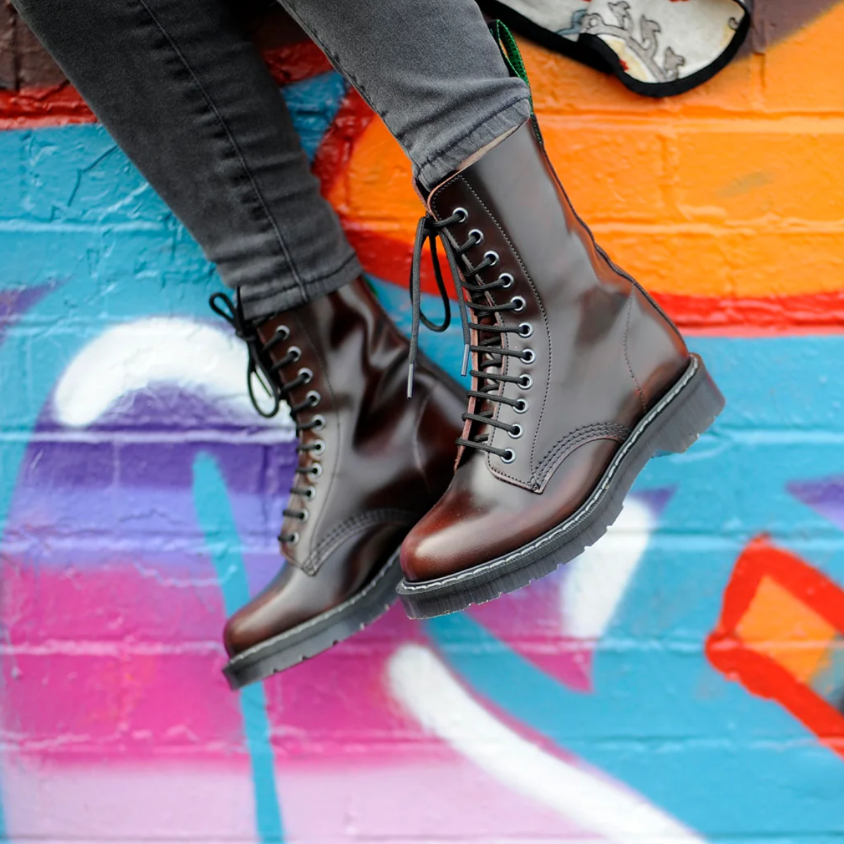 Solovair 11 Eye Derby Boot in Burgundy Rub-off - Getoutside Shoes