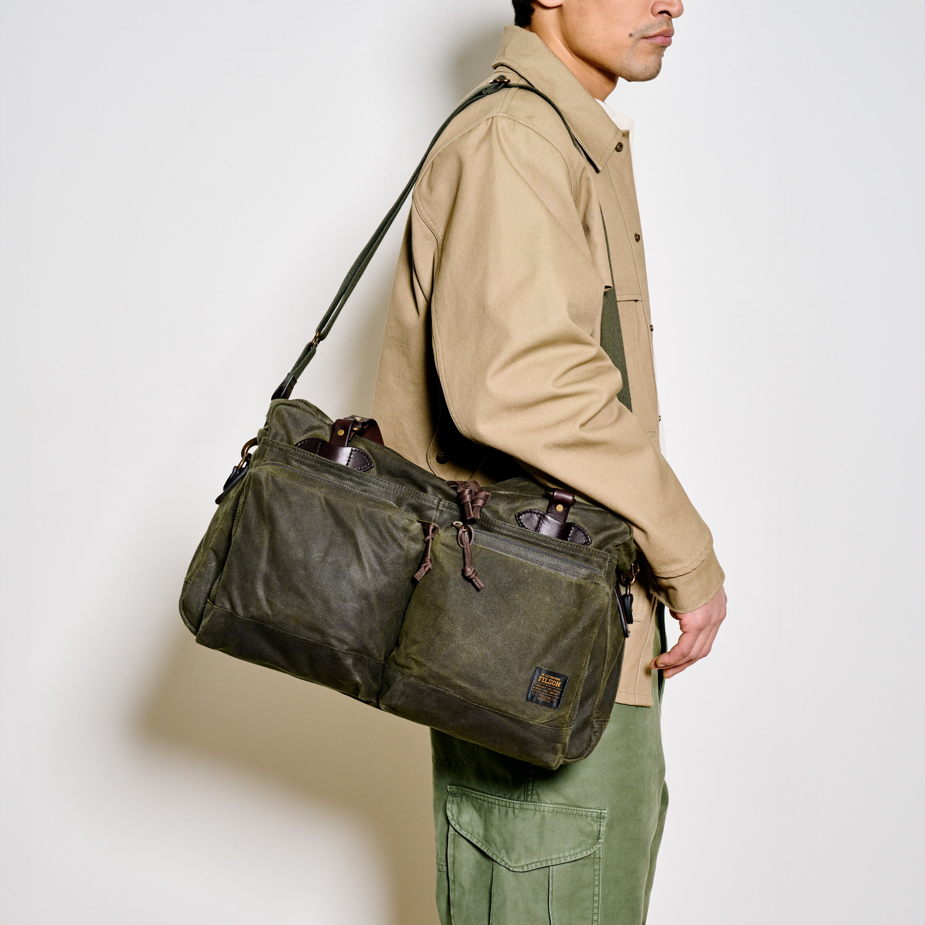 Filson 48 Hour Tin Cloth Duffle Bag in Ottergreen – Te Koop