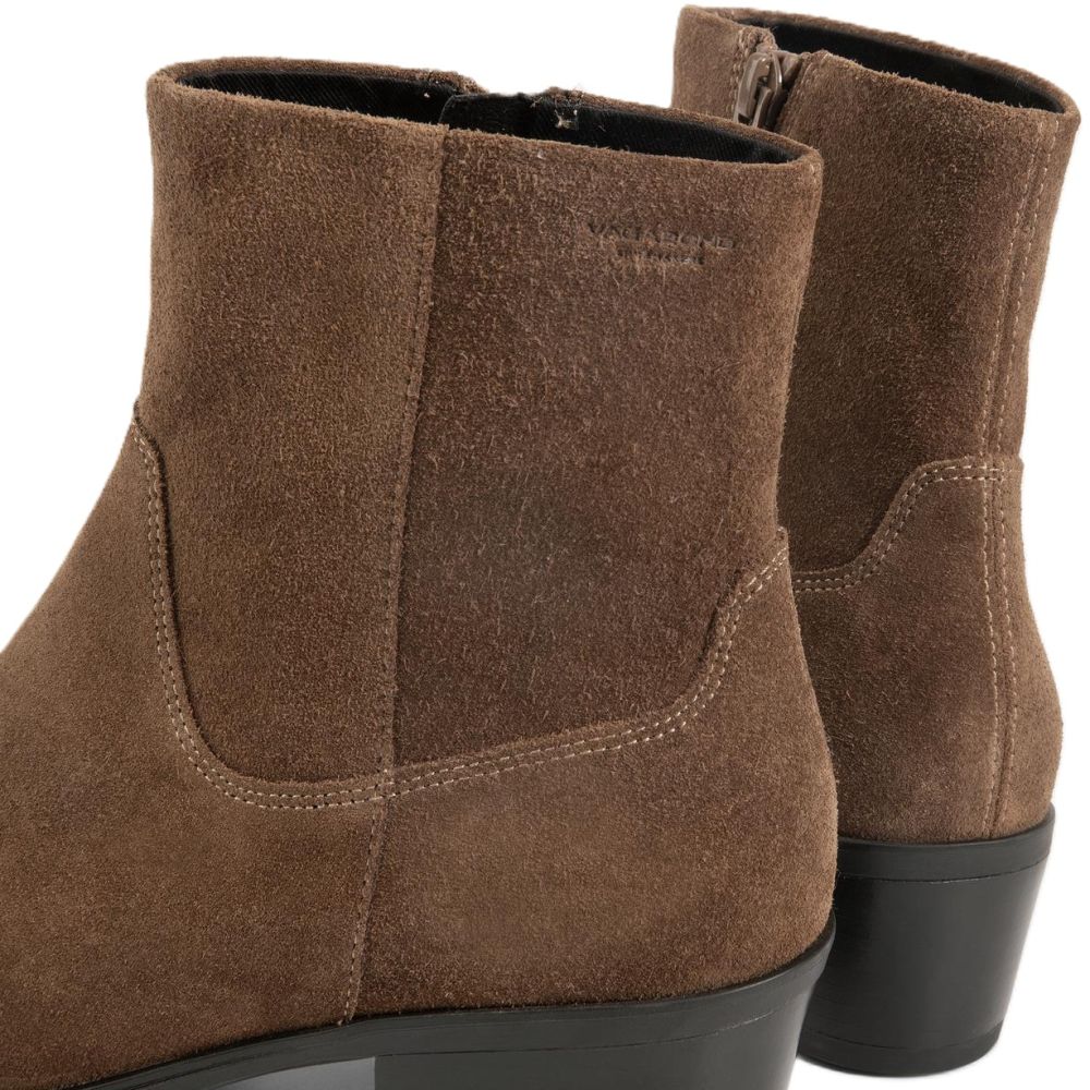Vagabond Women's Kelsey Boots in Brown Suede