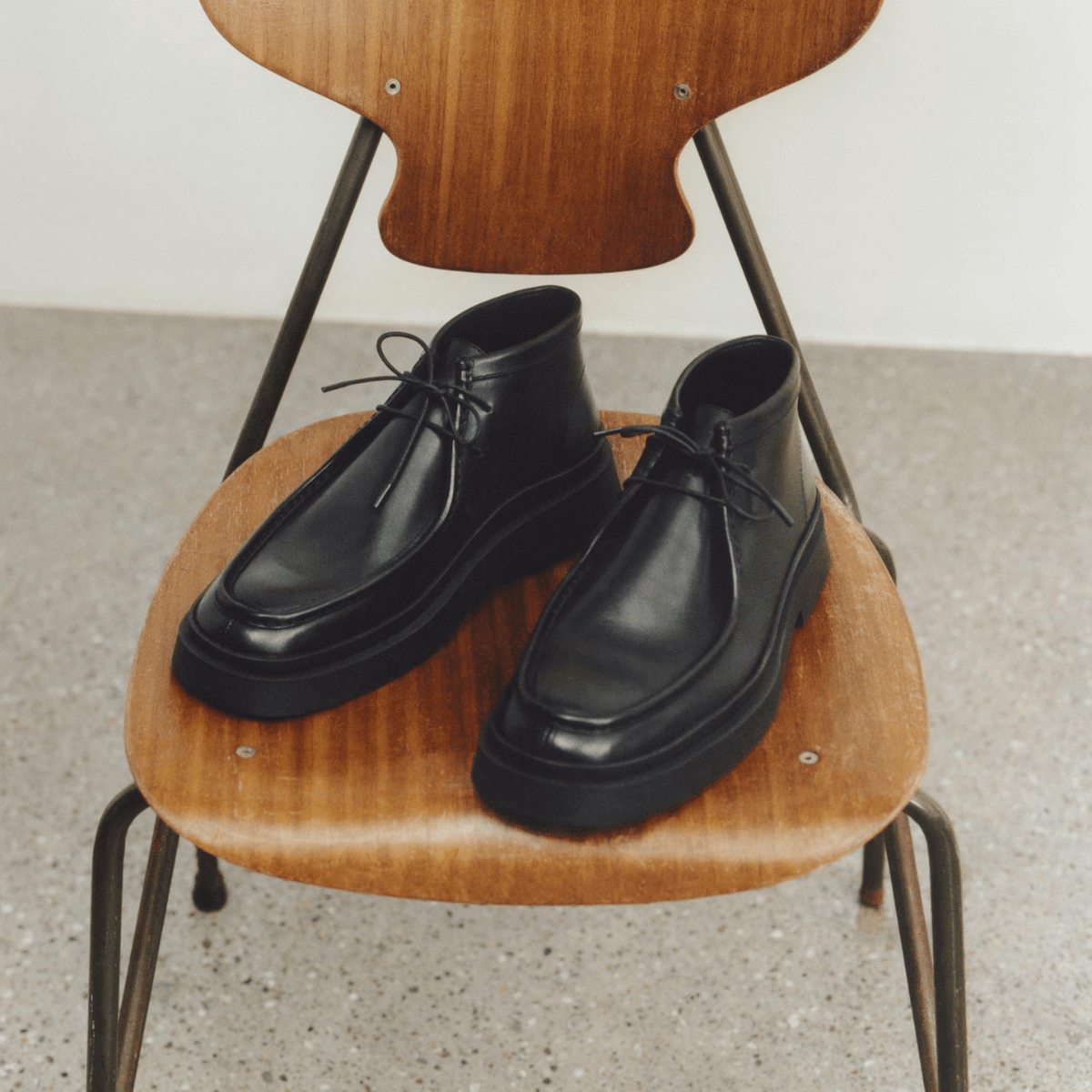 Vagabond Men's Mike Boots in Black Leather - Getoutside Shoes