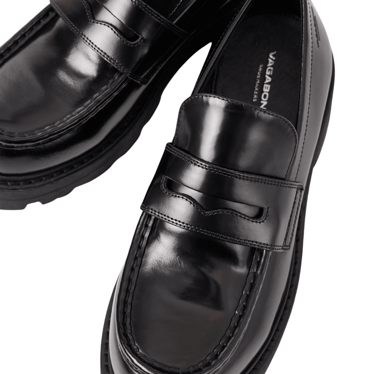 Vagabond Women's Cosmo 2.0 Loafers in Black Polished Leather - Getoutside Shoes