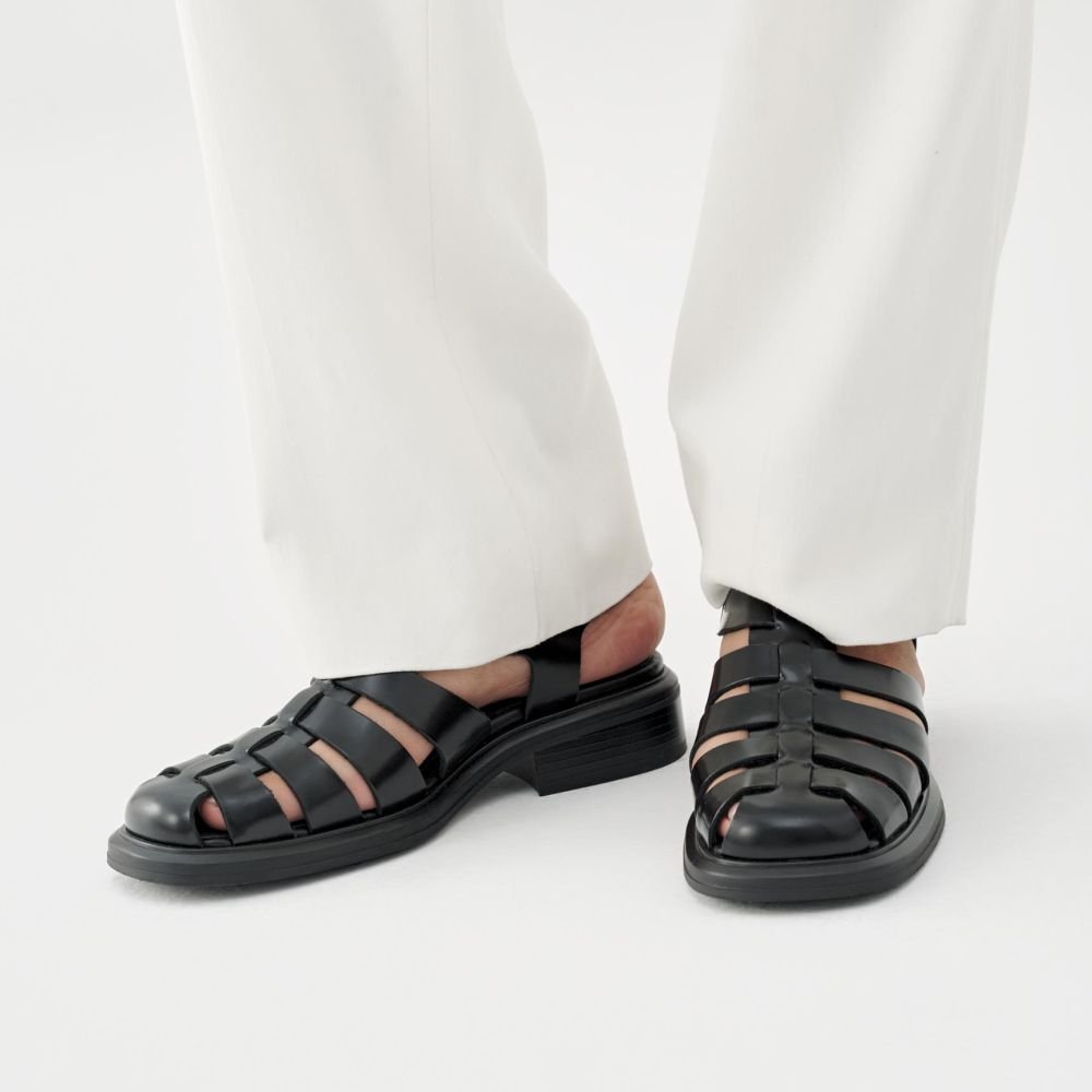 Vagabond Women's Ellis Sandals in Black Leather - Getoutside Shoes