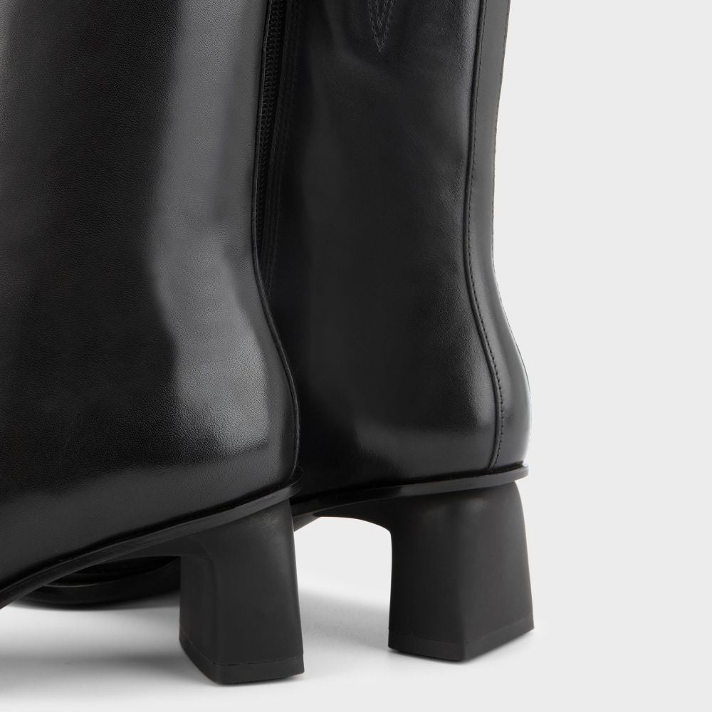 Vagabond Women's Elvina Ankle Boots in Black Leather - Getoutside Shoes