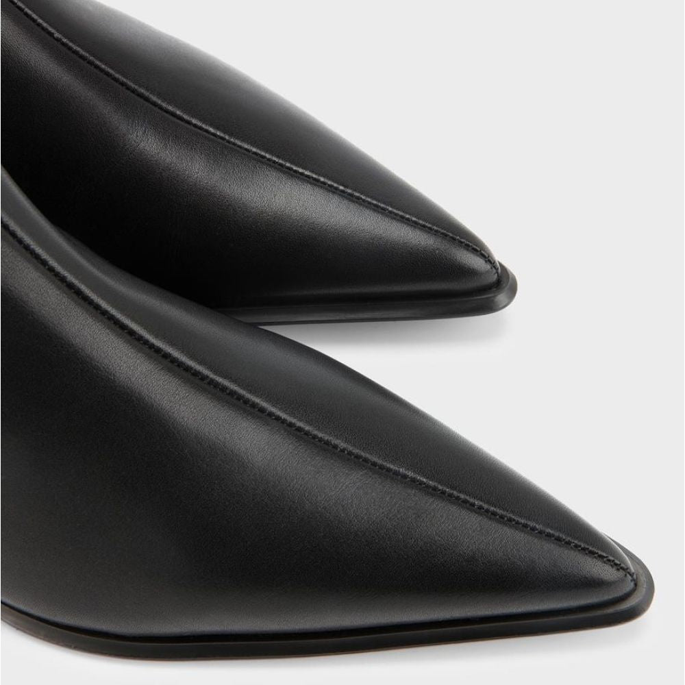 Vagabond Women's Ilona Ankle Boots in Black Leather - Getoutside Shoes