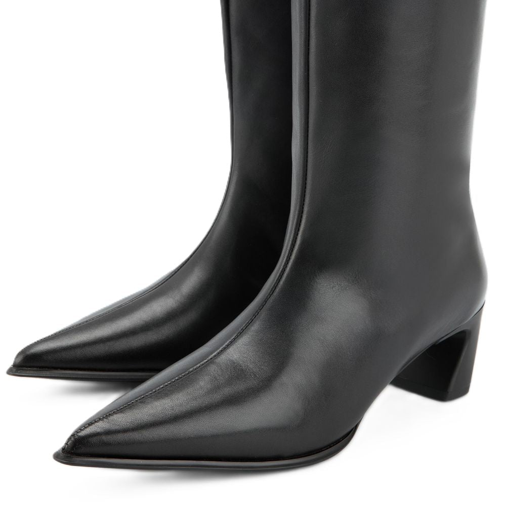 Vagabond Women's Ilona Boots in Black Leather - Getoutside Shoes