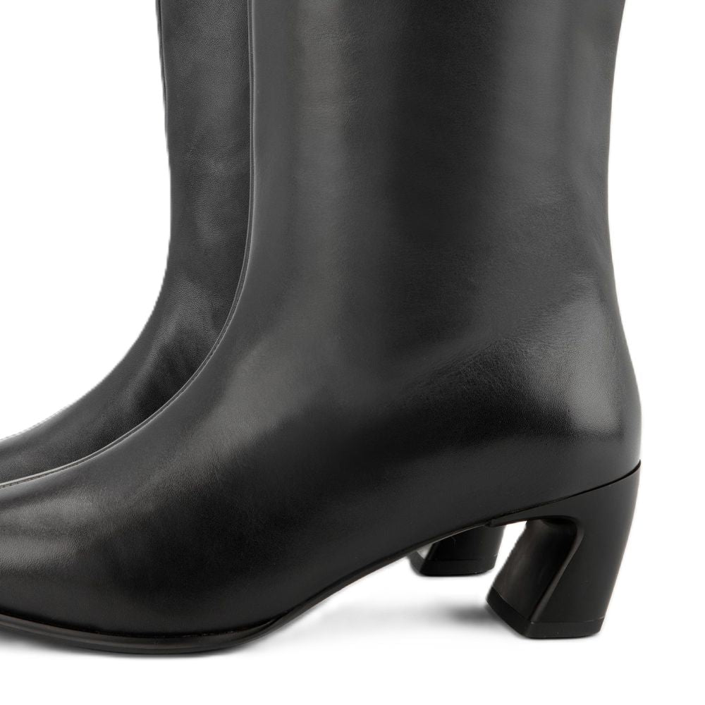 Vagabond Women's Ilona Boots in Black Leather - Getoutside Shoes