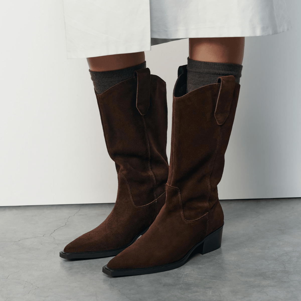 Vagabond Women's Kelsey Tall Boots in Dark Brown Suede - Getoutside Shoes