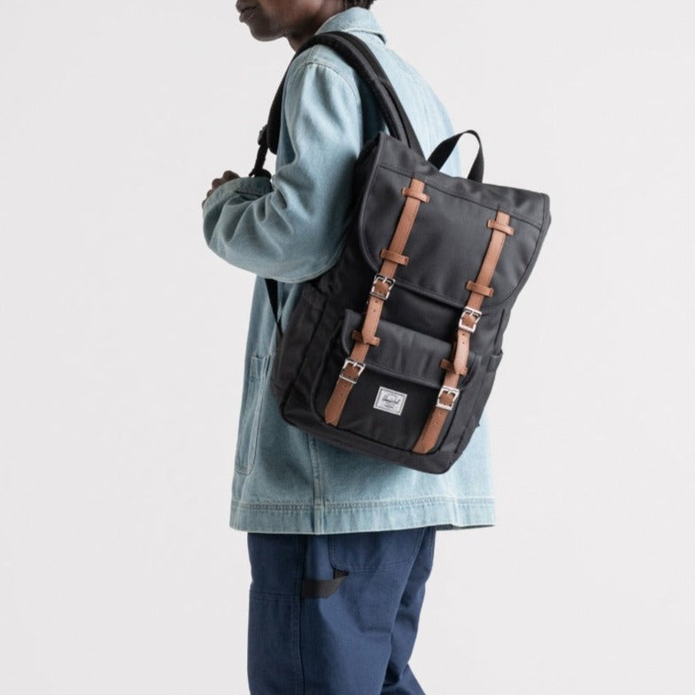 Herschel Little America Backpack | Mid-Volume