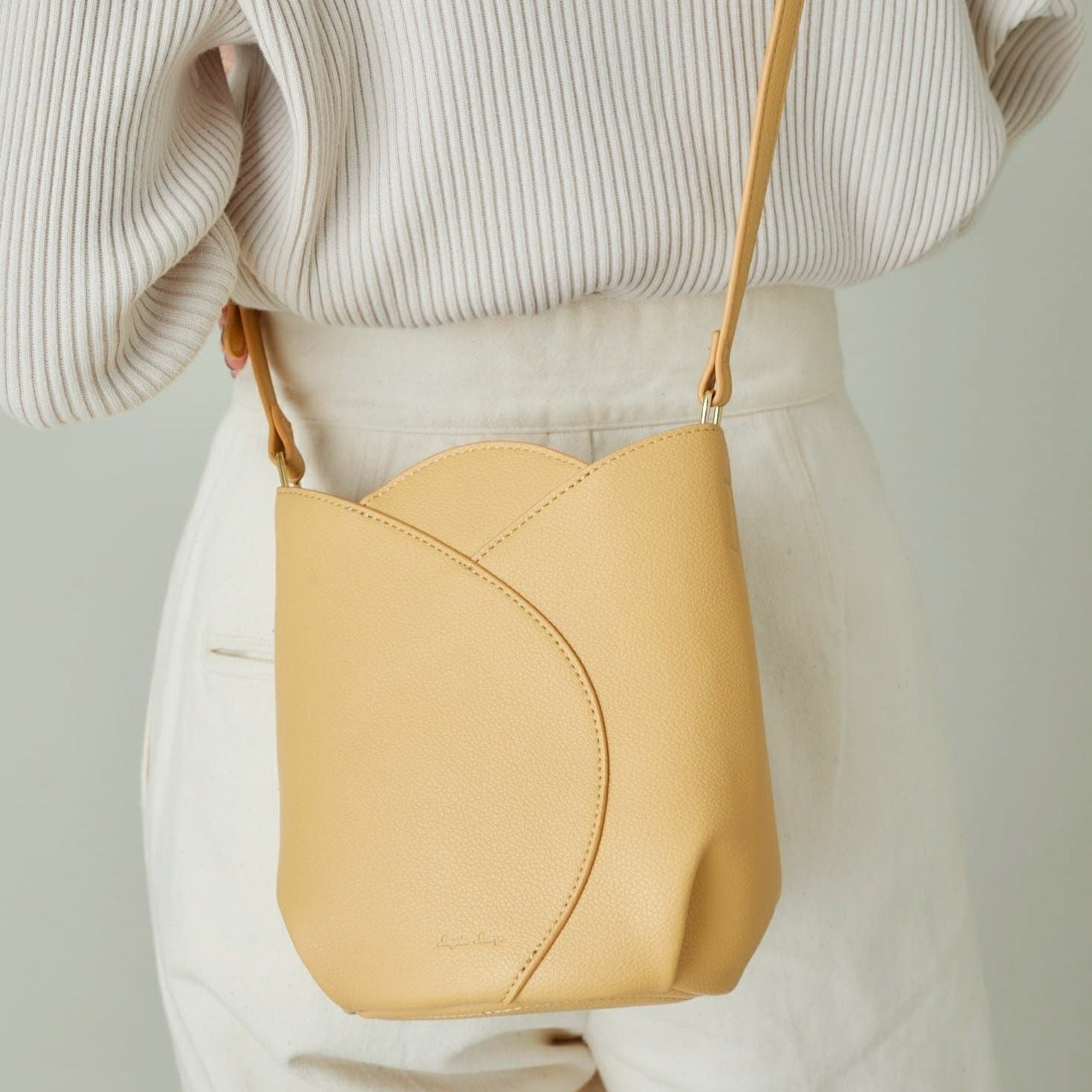 Anello Atelier Mini Shoulder Bag (Light Grey)