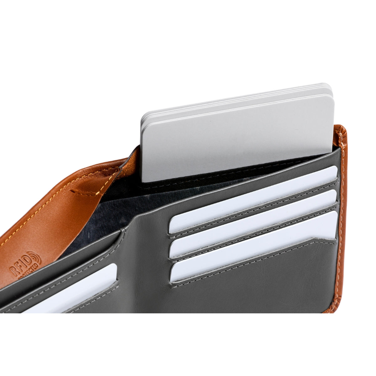 Bellroy Hide & Seek Hi