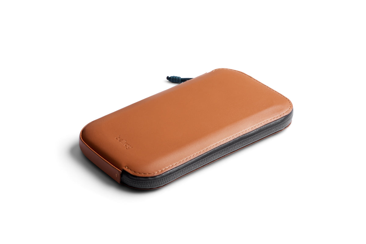 Bellroy All-Conditions Phone Pocket Plus