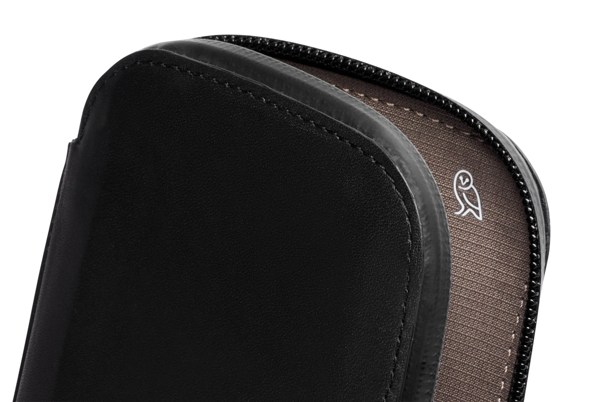 Bellroy All-Conditions Phone Pocket Plus